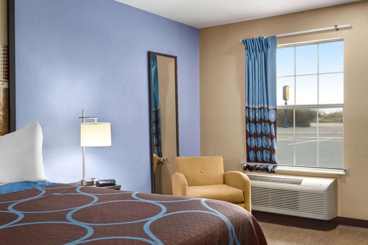 Motel Super 8 By Wyndham Foley Extérieur photo