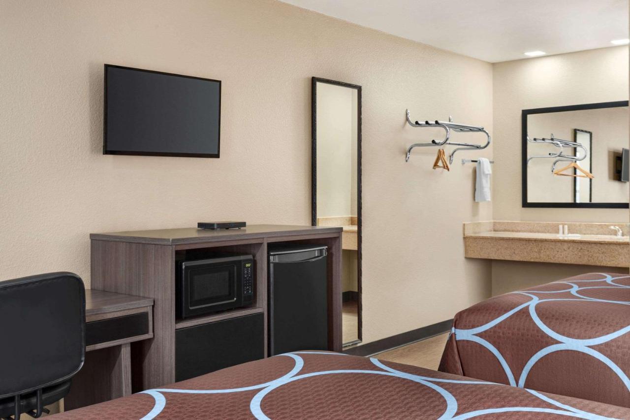 Motel Super 8 By Wyndham Foley Extérieur photo