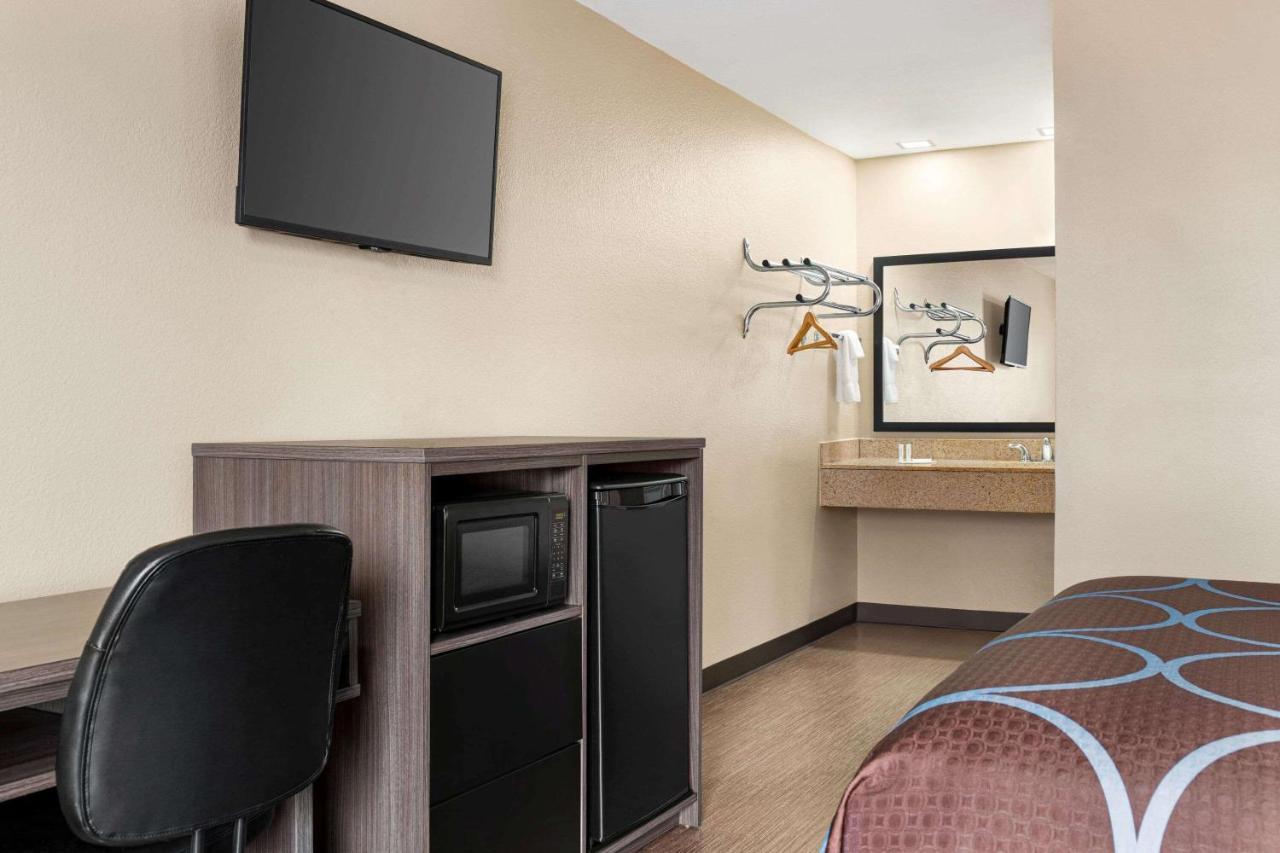 Motel Super 8 By Wyndham Foley Extérieur photo