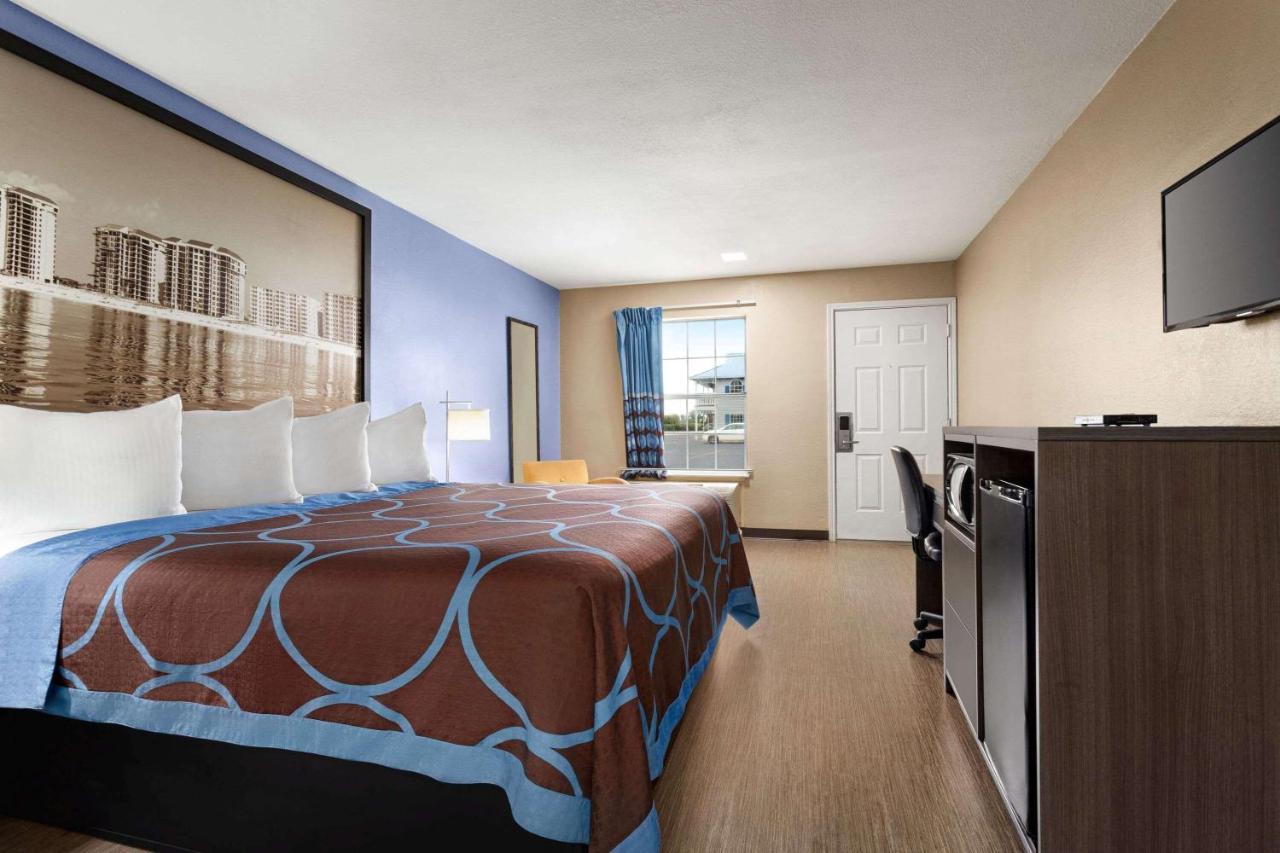 Motel Super 8 By Wyndham Foley Extérieur photo