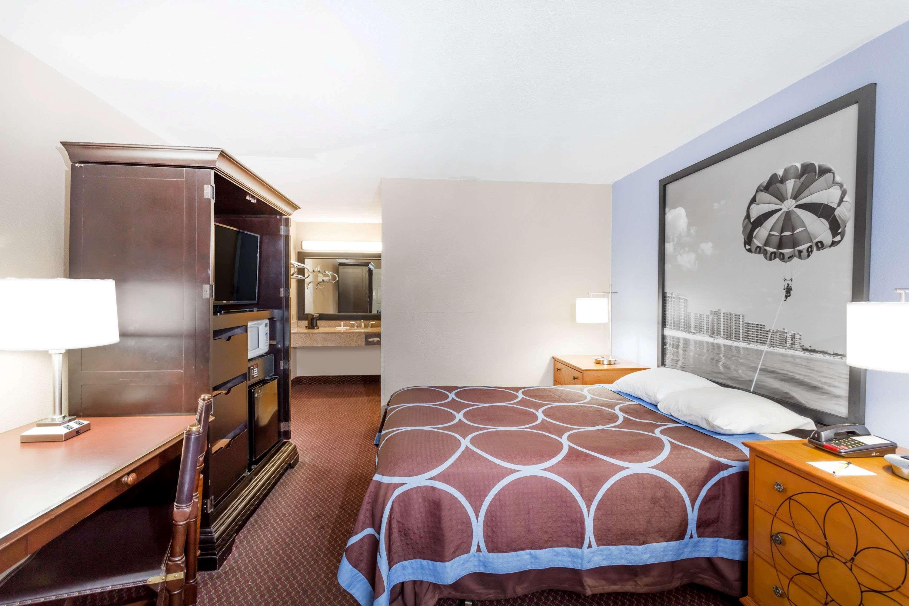 Motel Super 8 By Wyndham Foley Extérieur photo