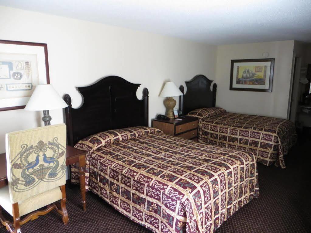 Motel Super 8 By Wyndham Foley Extérieur photo